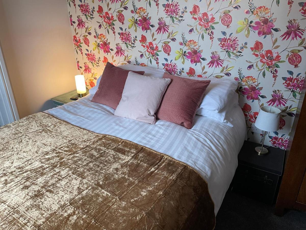 Inn The White Swan Deighton *